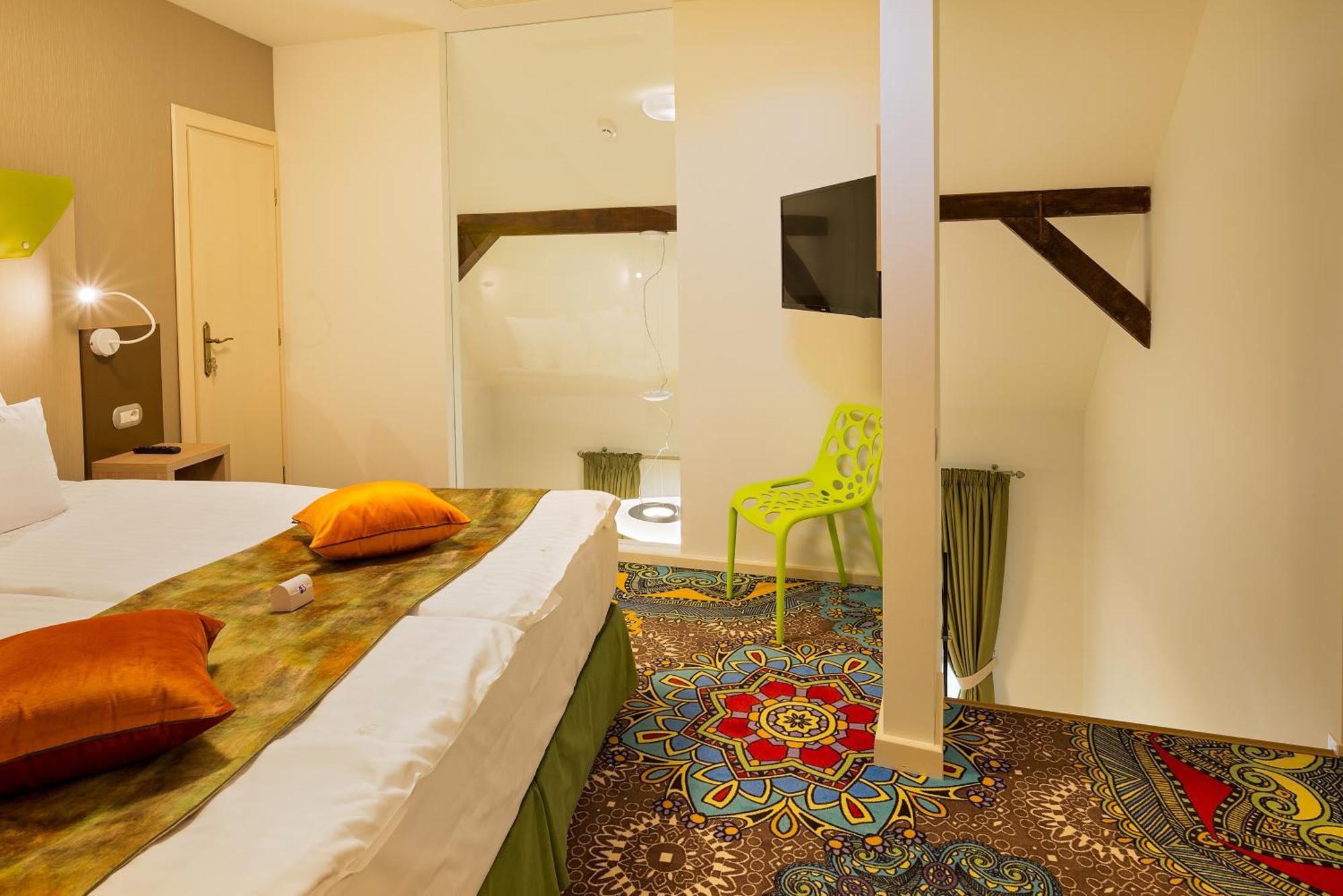 Blumenhaus Sibiu Aparthotel Exterior photo