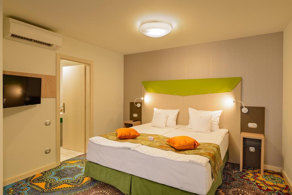 Blumenhaus Sibiu Aparthotel Exterior photo