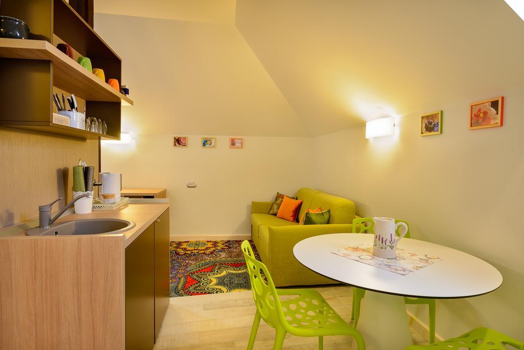 Blumenhaus Sibiu Aparthotel Exterior photo