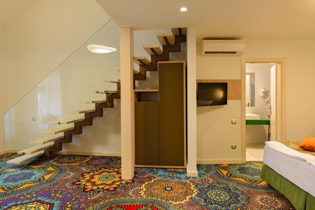 Blumenhaus Sibiu Aparthotel Exterior photo
