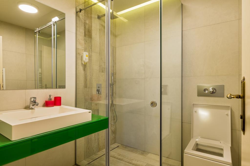 Blumenhaus Sibiu Aparthotel Exterior photo