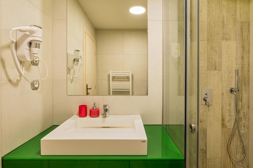 Blumenhaus Sibiu Aparthotel Exterior photo