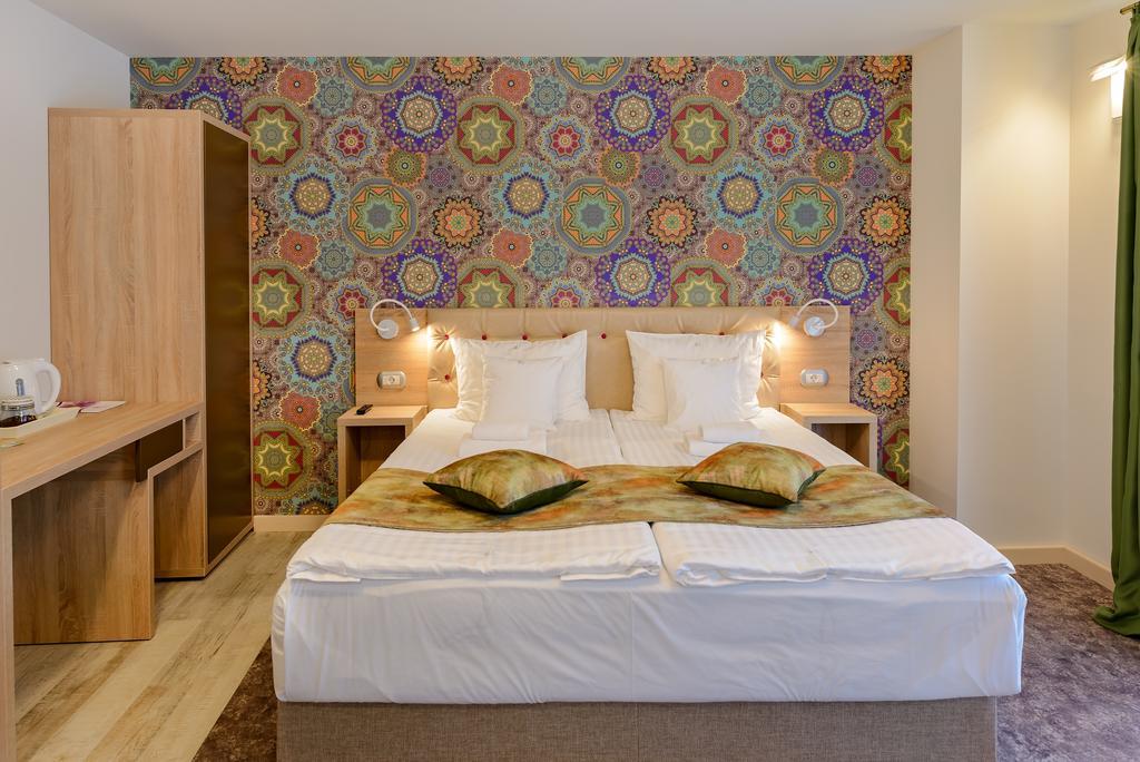 Blumenhaus Sibiu Aparthotel Exterior photo
