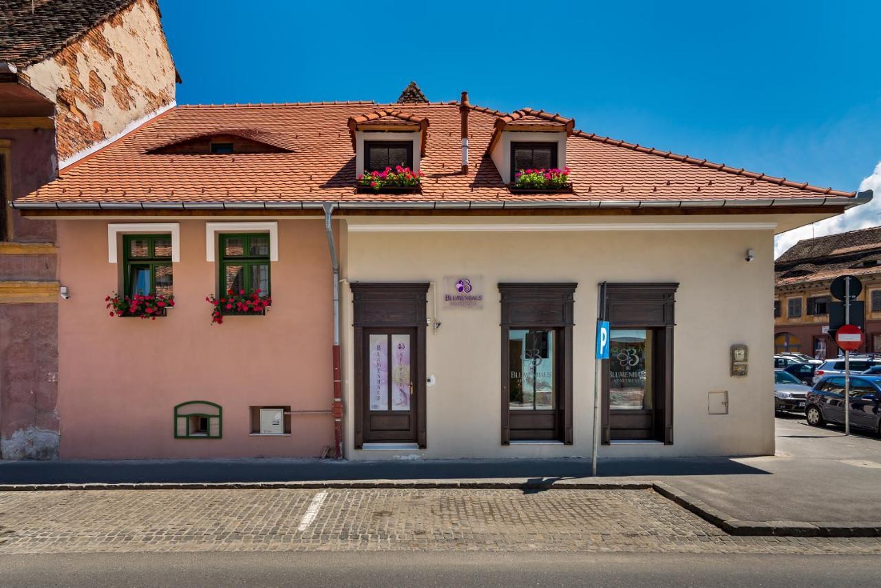 Blumenhaus Sibiu Aparthotel Exterior photo