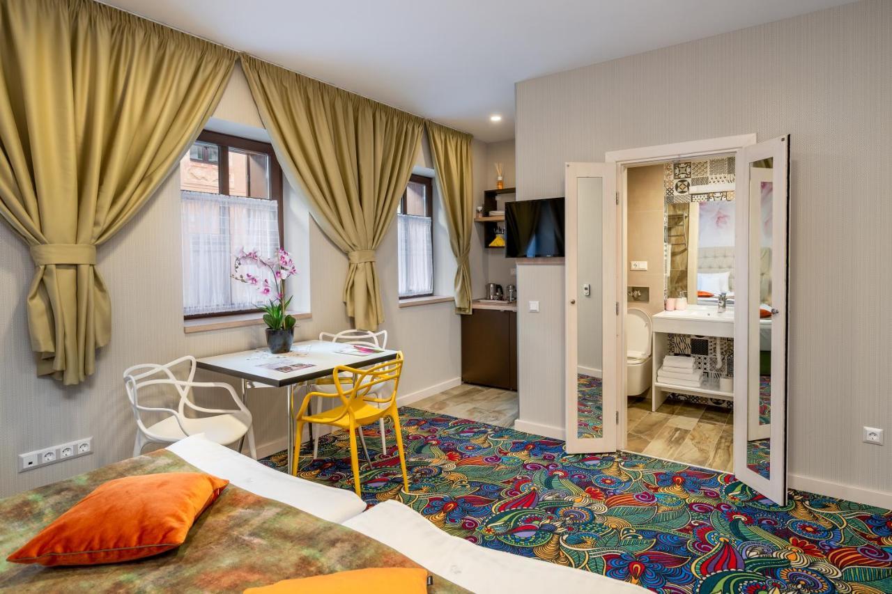 Blumenhaus Sibiu Aparthotel Exterior photo